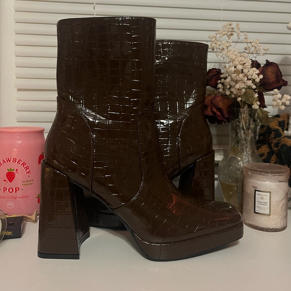 5 Inch Brown Snake Skin Heels